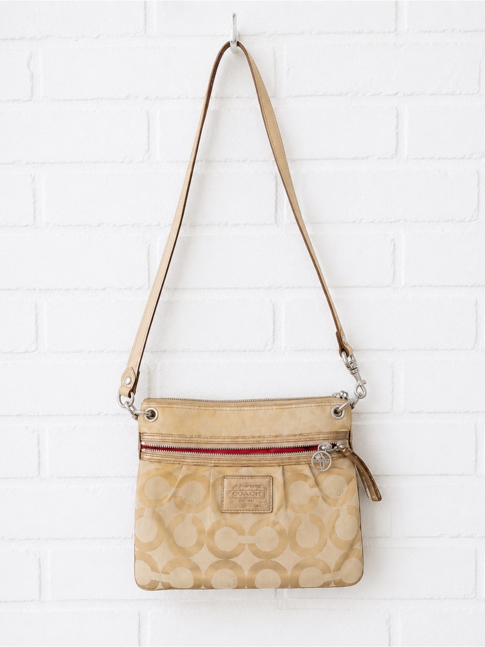 Coach Signature Canvas Crossbody Bag Tan Khaki Zip Travel Everyday Purse
